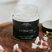 Charger l'image dans la galerie, Chandelle - La Délicate